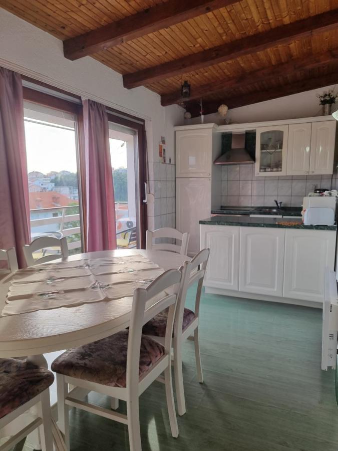 Apartman Zlatko, Palit, Rab Apartment Bagian luar foto