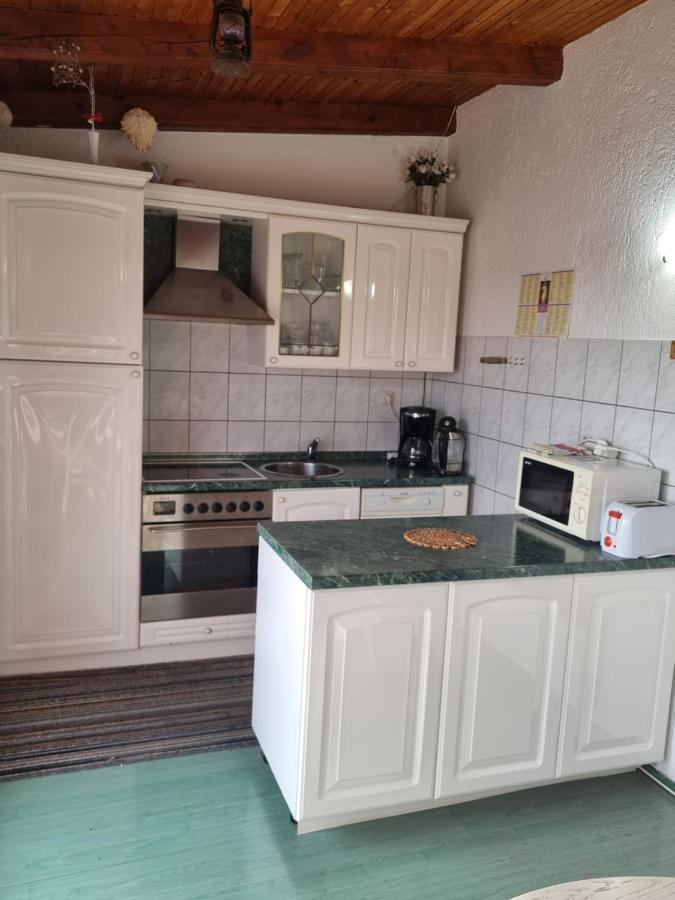 Apartman Zlatko, Palit, Rab Apartment Bagian luar foto